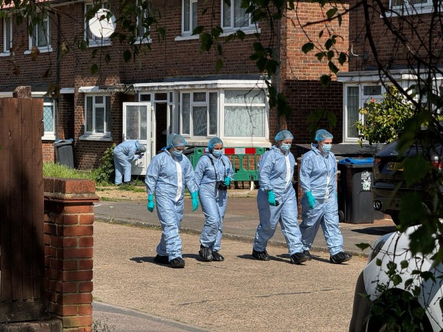 A murder investigation has been launched following the death of a 39-year-old man who was stabbed at a residential property in Maple Close, Mitcham, on Monday, April 28. Emergency services were called to the scene at around 7.30pm, where they found the victim suffering from stab wounds. Paramedics from the London Ambulance Service provided treatment at the scene before transporting the man to hospital. Sadly, he was later pronounced dead. Suspect Still at Large The Metropolitan Police confirmed that no arrests have been made at this stage. Detectives believe the victim and suspect were known to each other, and urgent enquiries are under way to trace the individual responsible. In response to the incident, police have increased patrols in the area to provide reassurance to local residents. Appeal for Witnesses Detective Chief Inspector Alison Foxwell, from the Specialist Crime South unit, is leading the investigation. She said: ???The victim???s loved ones are being supported by specially trained officers. They have our deepest sympathies following this terrible loss. ???Anybody who witnessed the incident ??? or who has information ??? should contact the police on 101, quoting CAD reference 6812/28APR. ???To remain 100% anonymous, contact Crimestoppers on 0800 555 111.??? Community Shocked The stabbing has left the Mitcham community shocked, as residents wake up to the reality of violent crime occurring on their doorstep. The incident took place in Maple Close, a quiet residential area near Oakleigh Way Recreation Ground, adding to concern among locals. Ongoing Investigation A post-mortem examination will be scheduled, and a crime scene remains in place as forensic teams continue to gather evidence. The Met???s Specialist Crime Command is working swiftly to identify and apprehend the suspect. ??? How You Can Help Did you witness the stabbing or see anything suspicious? Do you have doorbell or CCTV footage from the area? If so, please contact police on