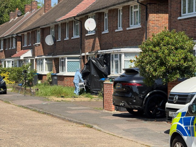 A murder investigation has been launched following the death of a 39-year-old man who was stabbed at a residential property in Maple Close, Mitcham, on Monday, April 28. Emergency services were called to the scene at around 7.30pm, where they found the victim suffering from stab wounds. Paramedics from the London Ambulance Service provided treatment at the scene before transporting the man to hospital. Sadly, he was later pronounced dead. Suspect Still at Large The Metropolitan Police confirmed that no arrests have been made at this stage. Detectives believe the victim and suspect were known to each other, and urgent enquiries are under way to trace the individual responsible. In response to the incident, police have increased patrols in the area to provide reassurance to local residents. Appeal for Witnesses Detective Chief Inspector Alison Foxwell, from the Specialist Crime South unit, is leading the investigation. She said: ???The victim???s loved ones are being supported by specially trained officers. They have our deepest sympathies following this terrible loss. ???Anybody who witnessed the incident ??? or who has information ??? should contact the police on 101, quoting CAD reference 6812/28APR. ???To remain 100% anonymous, contact Crimestoppers on 0800 555 111.??? Community Shocked The stabbing has left the Mitcham community shocked, as residents wake up to the reality of violent crime occurring on their doorstep. The incident took place in Maple Close, a quiet residential area near Oakleigh Way Recreation Ground, adding to concern among locals. Ongoing Investigation A post-mortem examination will be scheduled, and a crime scene remains in place as forensic teams continue to gather evidence. The Met???s Specialist Crime Command is working swiftly to identify and apprehend the suspect. ??? How You Can Help Did you witness the stabbing or see anything suspicious? Do you have doorbell or CCTV footage from the area? If so, please contact police on