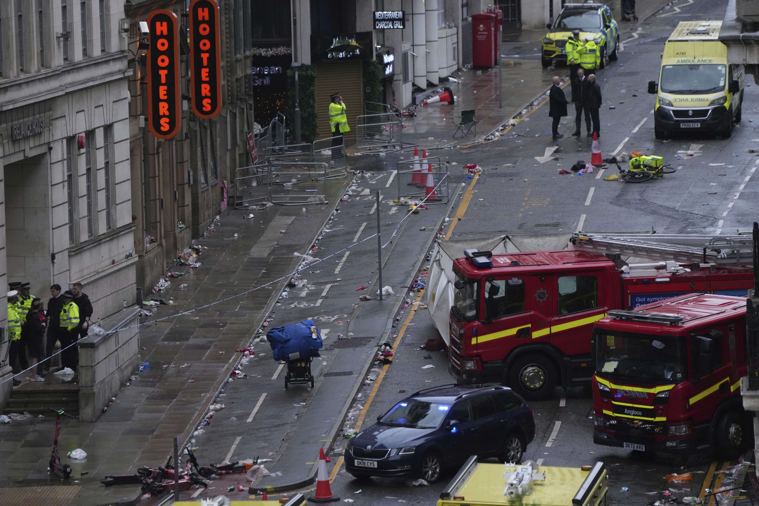 Four children among 27 in hospital after van crashes into UK crowd post thumbnail image
