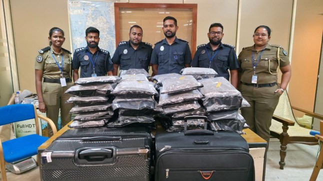 18/05/2025 Picture research Tim Clarke for MailOnline Sri Lankan police with the haul of drugs allegedly brought into the country by Charlotte May Lee.