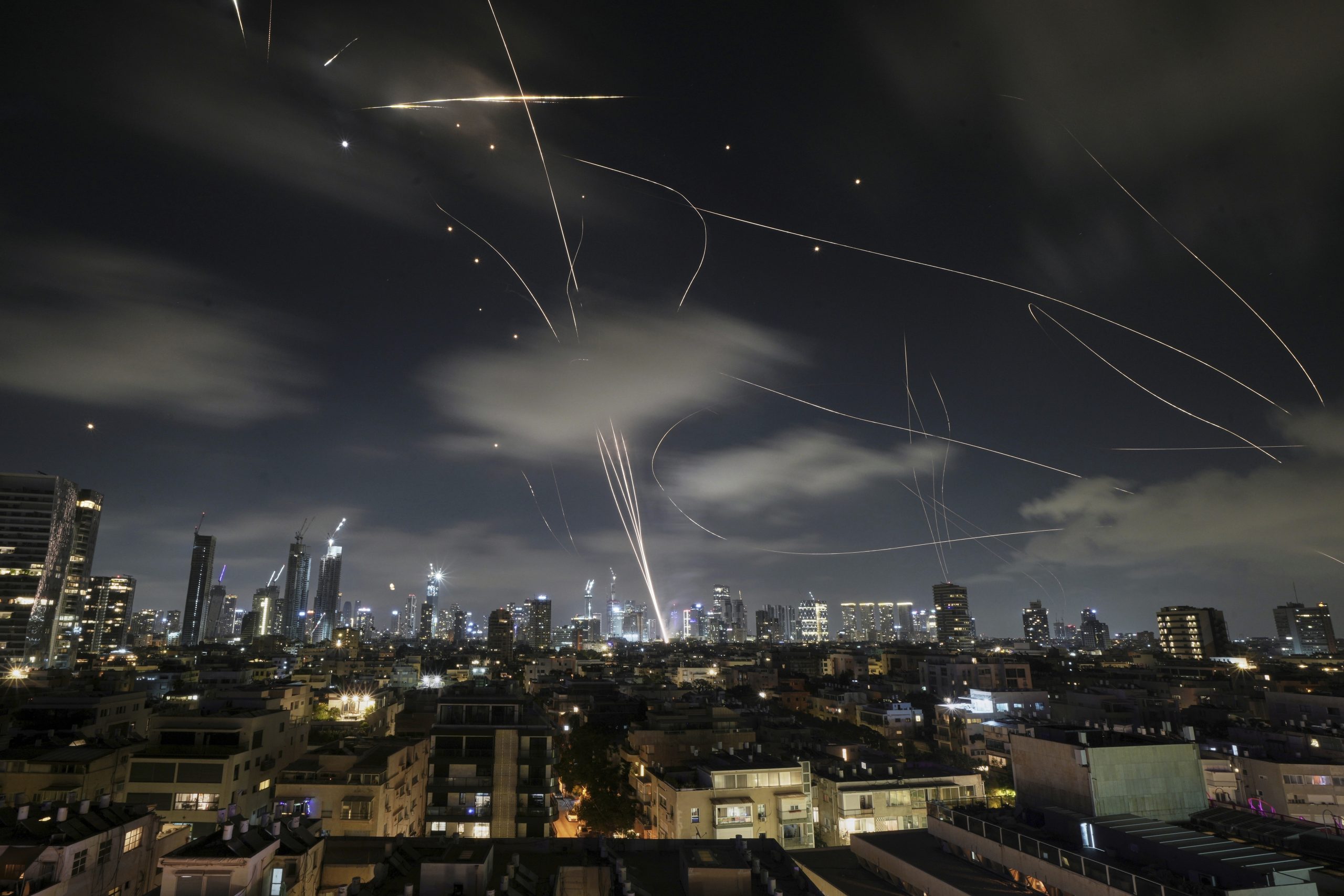 AS IT HAPPENED: Missile attacks over Israeli and Iranian cities post thumbnail image