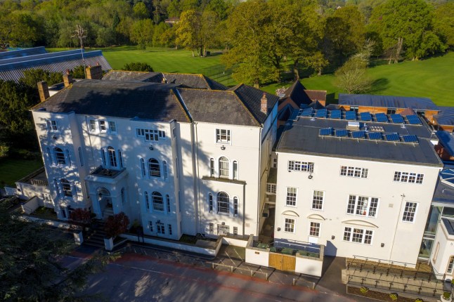 Lambrook School, Twitter