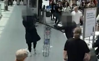 Man chased around Tube station for his watch before attacker is pinned down post thumbnail image
