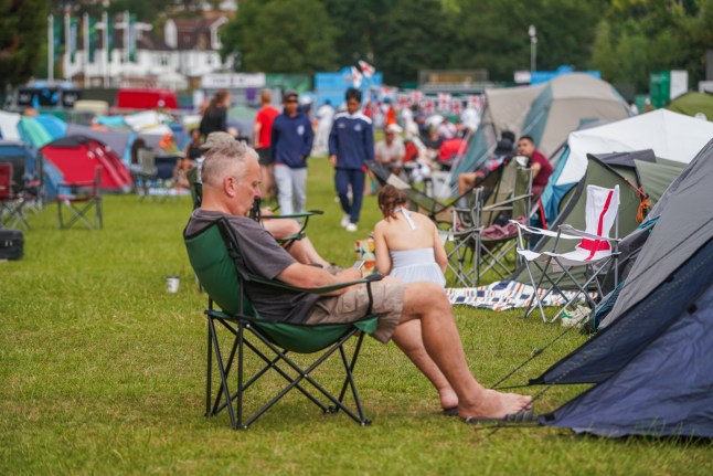 Mandatory Credit: Photo by Amer Ghazzal/Shutterstock (15378865v) Tennis fans bring their camping gear to queue in the scorching heat in Wimbledon Park for tickets at the Wimbledon Championships which begin on 30 June. The forecast is for scorching heat on the opening day as temperatures are forecast to reach 34 degrees celsius Wimbledon tennis fans, London, United Kingdom - 29 Jun 2025
