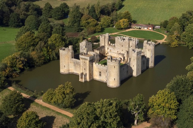 Man stabbed through armour during historic re-enactment gone wrong post thumbnail image
