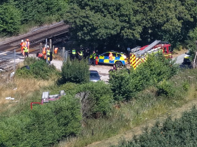 Amazon driver killed after London-bound train strikes van ‘trapped in level crossing’ post thumbnail image