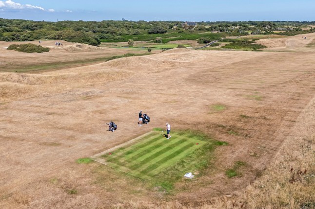 BNPS.co.uk (01202 558833) Pic: MaxWillcock/BNPS Weather input. Pictured: Dry fairways at Barton-on-Sea Golf Club, Hampshire. A hosepipe ban affecting almost one million people will come into force for residents across much of Hampshire and all of the Isle of Wight from 9am on Monday.