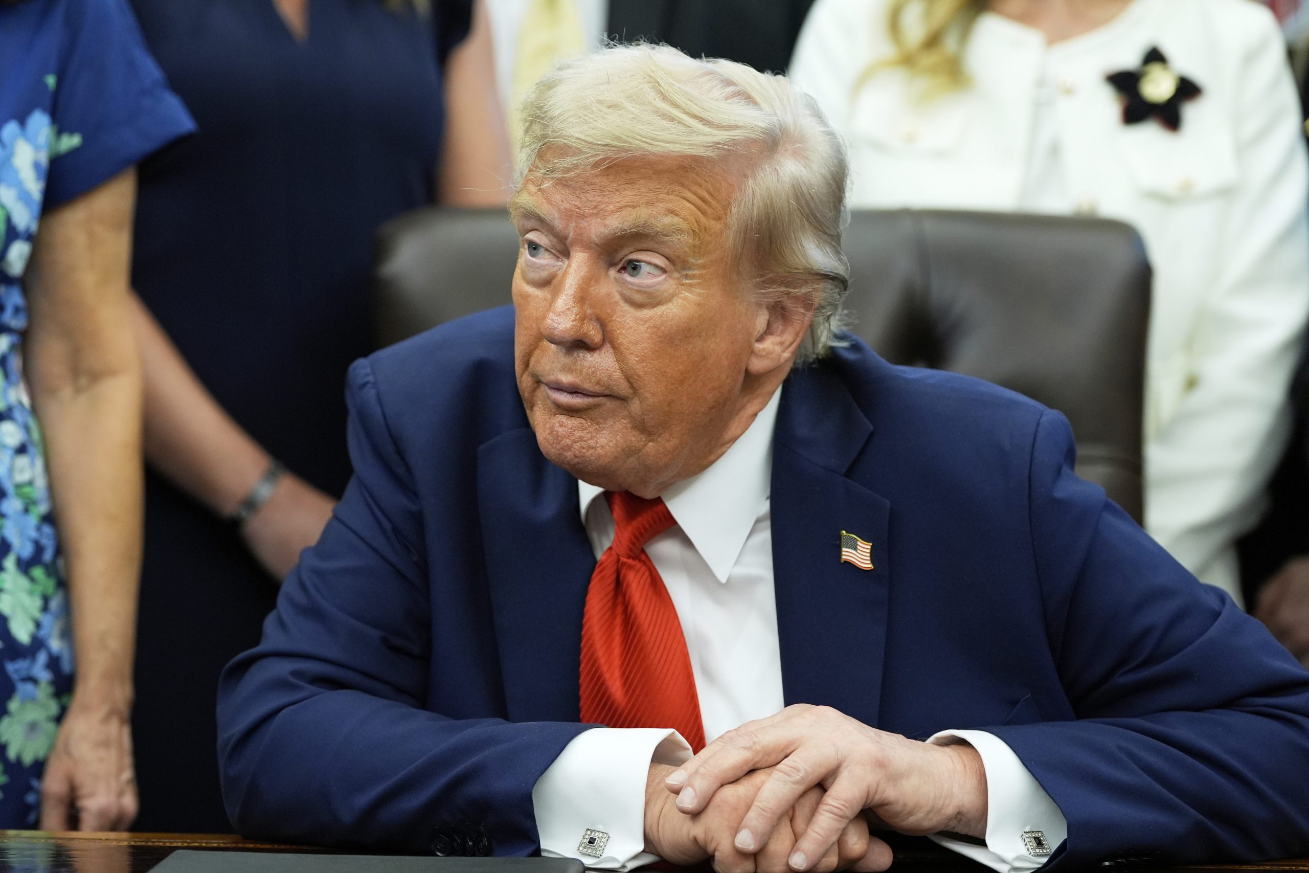 ‘A lot’ of Americans would ‘like a dictator’, Trump says post thumbnail image