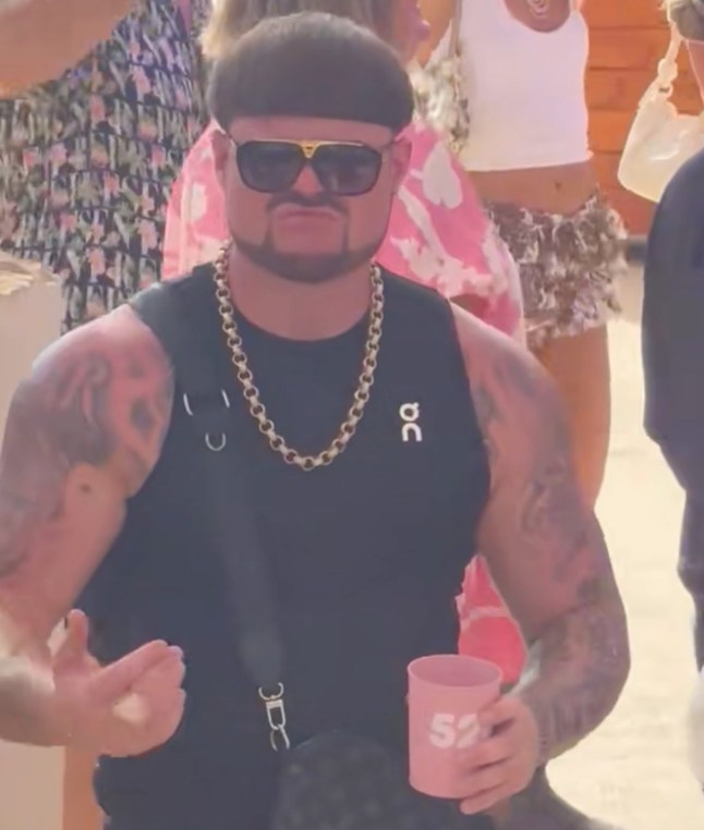 'I thought it was a hat!' Video of man with bob throwing shapes in Ibiza sparks hilarious memes Jack Kay https://www.tiktok.com/@jackkayyy1/video/7534461879603809558