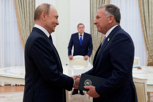 FILE PHOTO: Russian President Vladimir Putin welcomes U.S. President Donald Trump's envoy Steve Witkoff during a meeting in Moscow, Russia August 6, 2025. Sputnik/Gavriil Grigorov/Pool via REUTERS ATTENTION EDITORS - THIS IMAGE WAS PROVIDED BY A THIRD PARTY/File Photo
