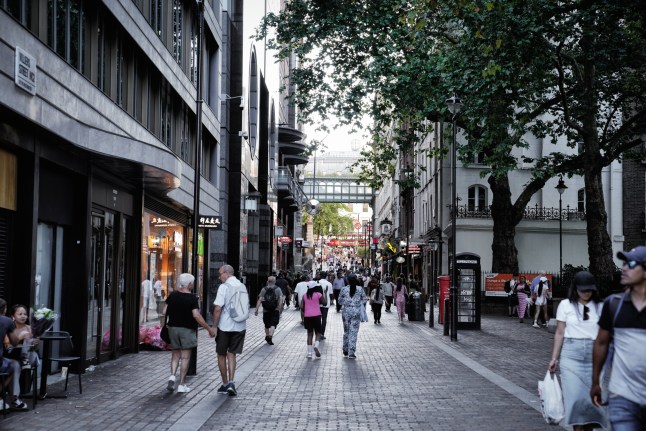 Villiers Street London, England, United Kingdom - Date: August 11, 2024 - Villiers Street (running from the Strand to the Embankment area) located in Central London, specifically within the City of Westminster. Central Core of London, an integral part of Central London's transport and commercial landscape; Downtown London (Inner London). It is situated near the Embankment Underground Station and Charing Cross Station.