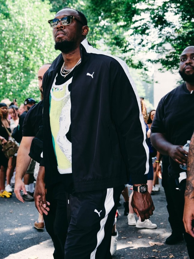 Usain Bolt among thousands enjoying 'peaceful' Notting Hill Carnival puma.uk and usainbolt Notting Hill, London 3,657 likes No finish line today?H-Streets, flags, and a Bolt to set the pace. ?? 2h
