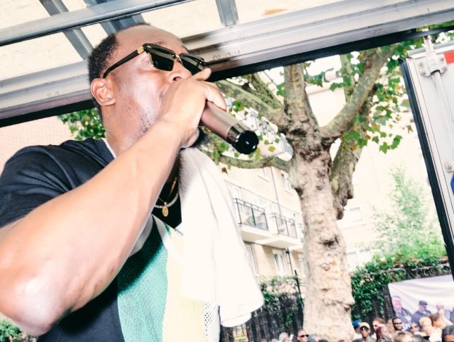 Usain Bolt among thousands enjoying 'peaceful' Notting Hill Carnival puma.uk and usainbolt Notting Hill, London 3,657 likes No finish line today?H-Streets, flags, and a Bolt to set the pace. ?? 2h