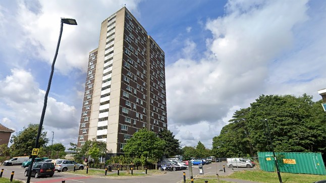 Teen murder arrest after woman, 25, dies in fall from block of flats post thumbnail image