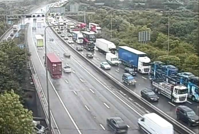 M25 traffic: Drivers face major delays after four-car crash in Hertfordshire post thumbnail image